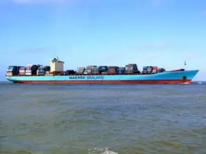 arthur-maersk-883976_640